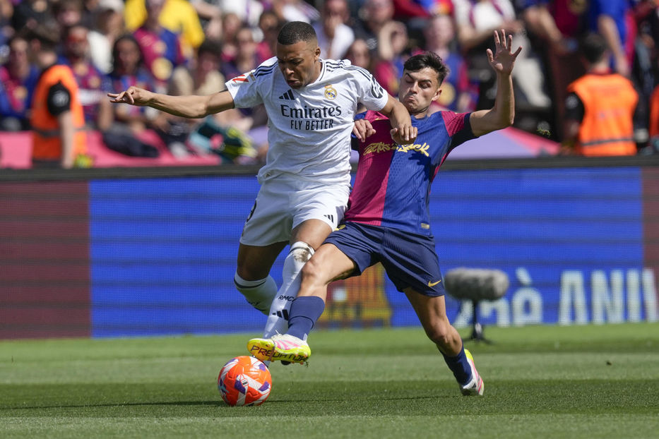 Real Madrid recibe a Barcelona en una nueva edición del superclásico español