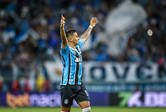 Kike Olivera presiona a Gremio para jugar en Nacional; los dos jugadores que pidió el DT