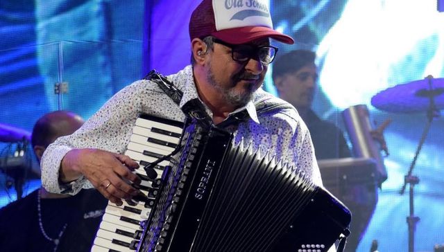 Su música suena todavía
