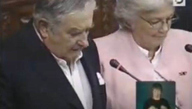 “Mandado por otros”