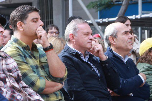 Dura crítica