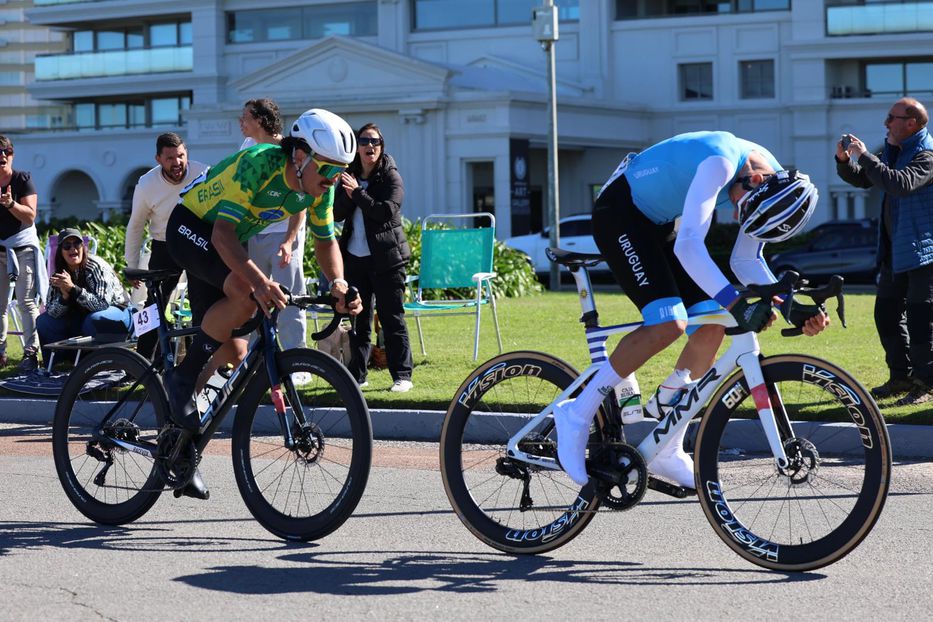 Pablo Elenter - FútbolUy