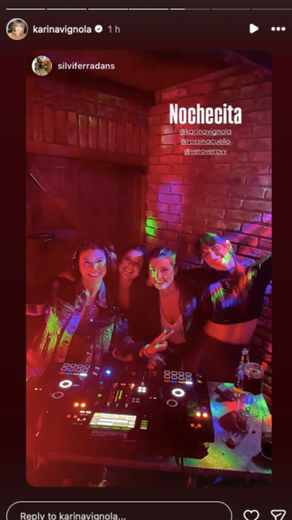 Foto: Historias de Intsagram/ @karinavignola