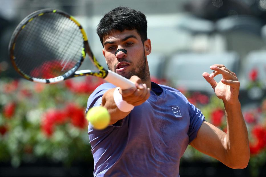 Gladiador con raqueta