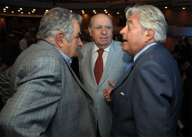 .Diciembre 2010, junto a los expresidentes Sanguinetti y Lacalle. Presidencia