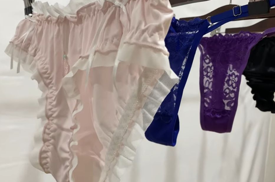 Con un palmo de narices