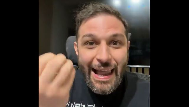 *Sonido de motosierra*