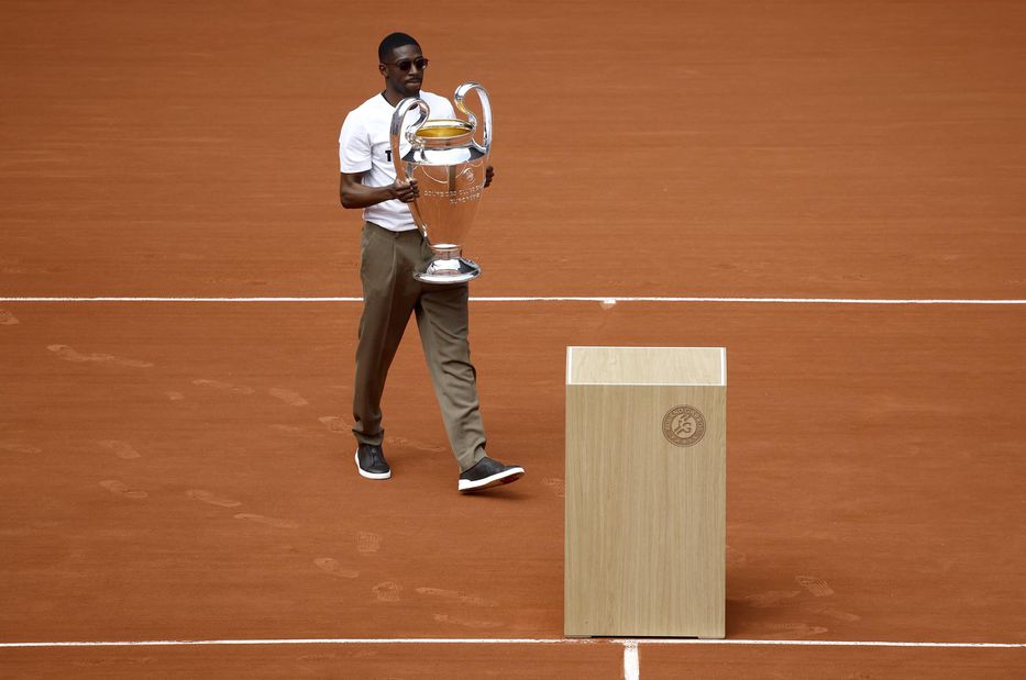 La torre, Rolanga y la orejona