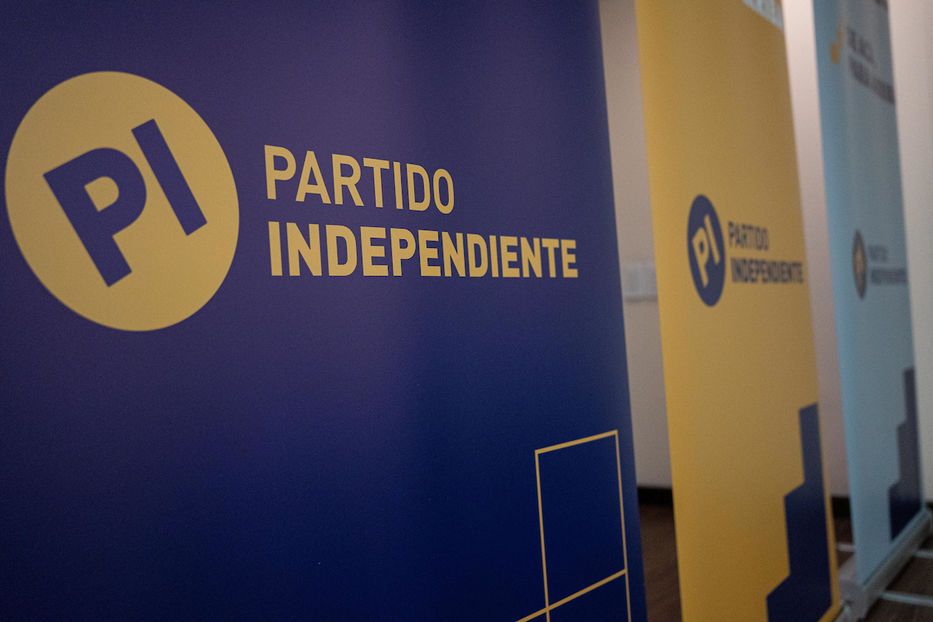 Unos y otros por igual