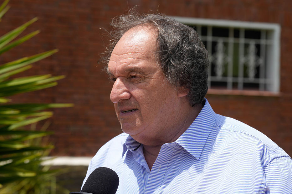 Entre el FA y la pared