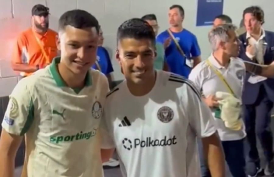 Con la firma y el registro