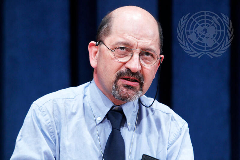 Que en paz (verde) descanse