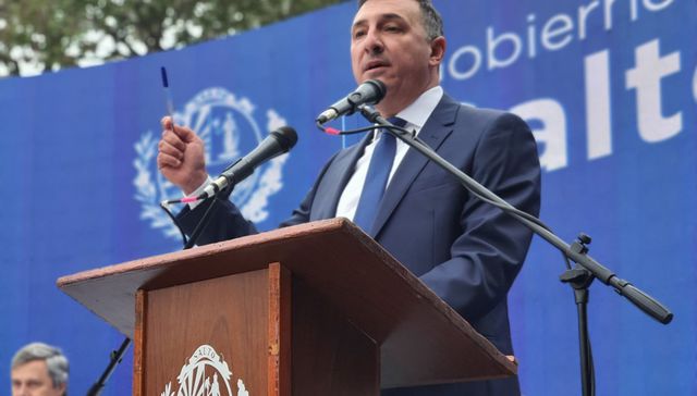 Choque entre orillas