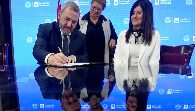 Al fondo que hay lugar