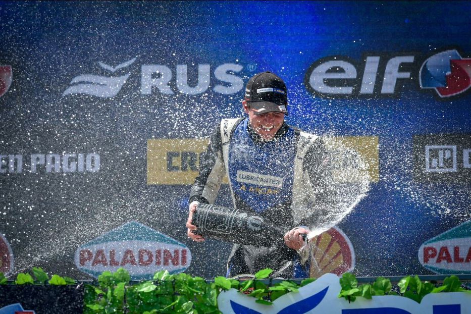 Orgullo celeste