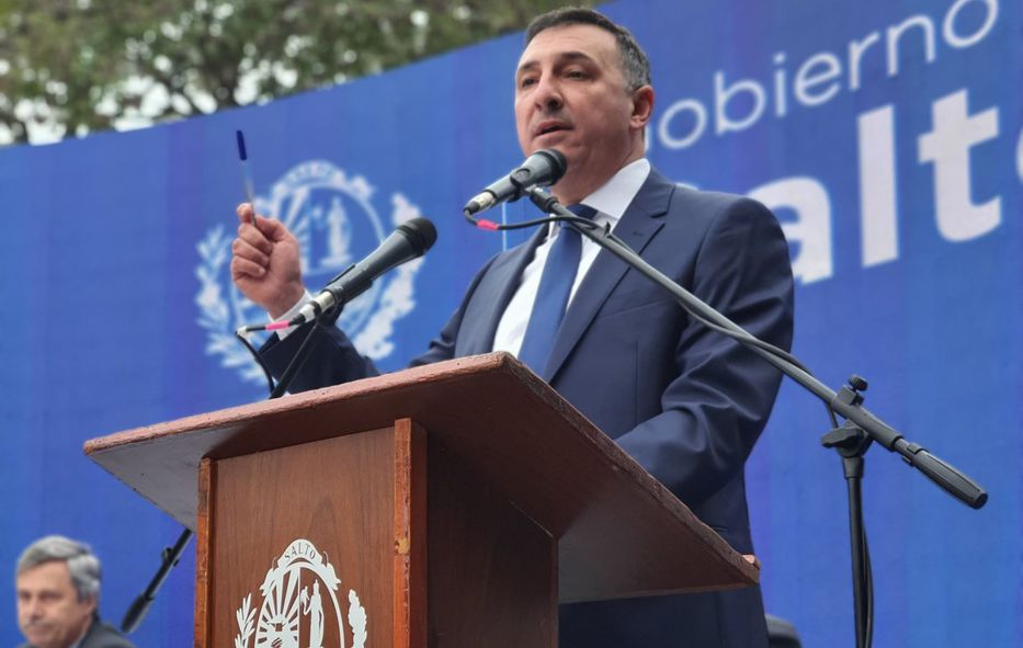 Choque entre orillas