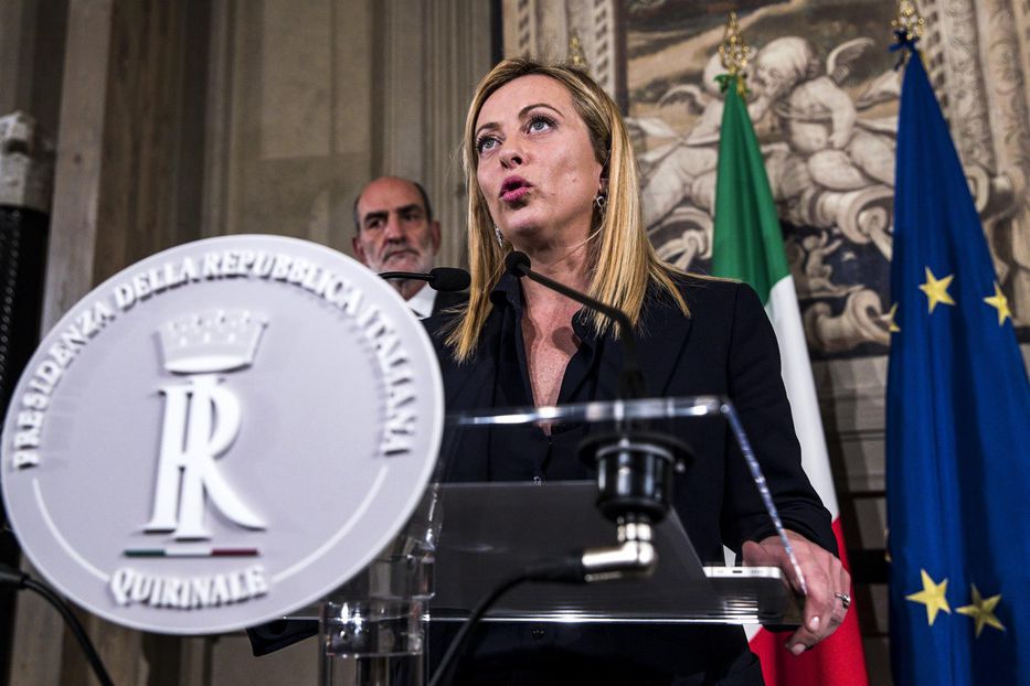 Escribe Luis Calabria