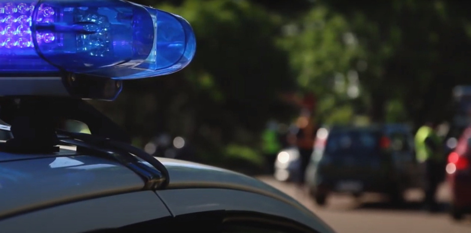 Una adolescente de 13 años baleada en el pecho tras robarle a una funcionaria policial