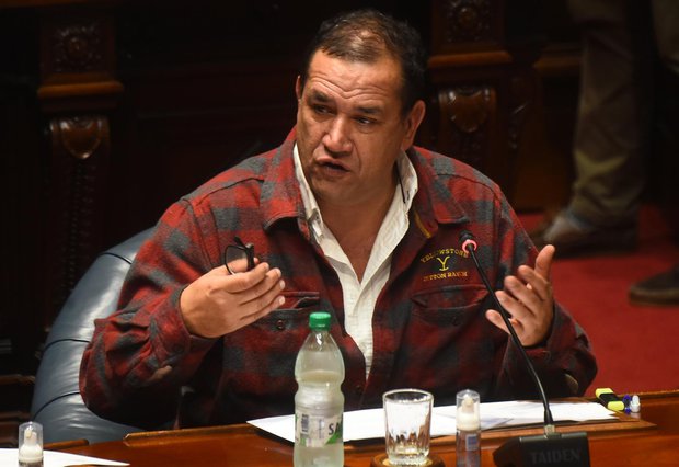 Uruguayos que estuvieron en flotilla a Gaza criticaron a Da Silva y el senador respondió