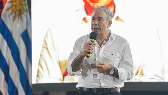 Fuerte y al medio