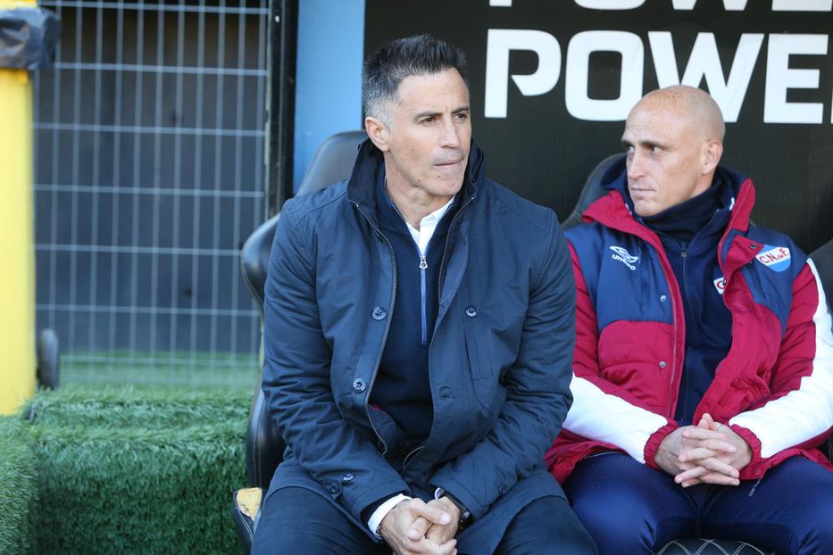 ¿Derrota saca técnico?