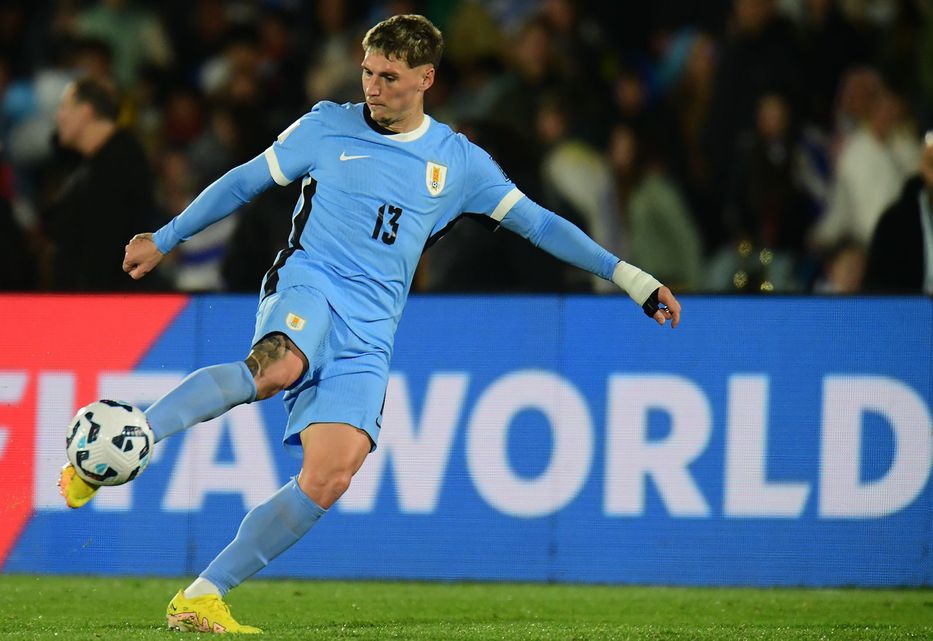 varela lateral cien por cien de peñarol