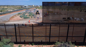 Escribe Leopoldo Castro