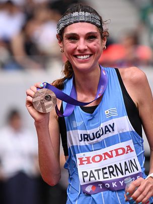 Dedicado a la historia