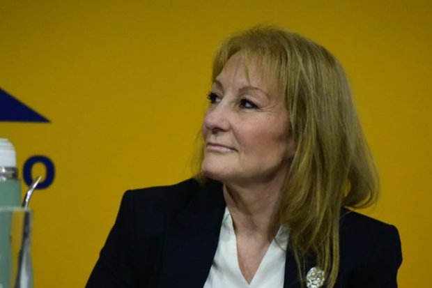 Carolina Cosse en el Plenario Nacional del sector La Amplia. Foto: La Amplia