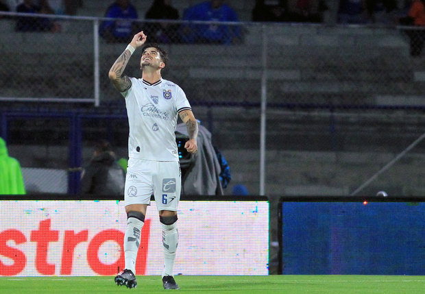 México: Querétaro hizo uso de la opción de compra por Homenchenko, que firmó hasta 2029