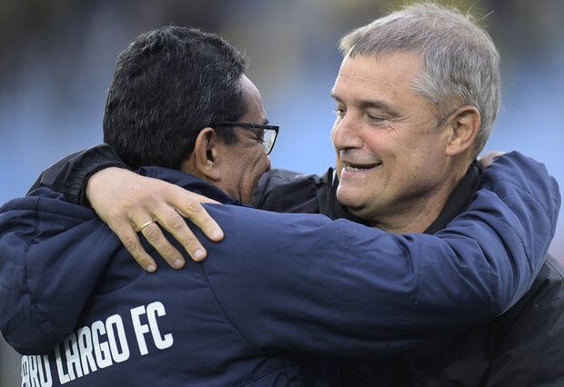 Apertura: Cerro Largo y Peñarol están empatando sin goles en el Ubilla de Melo