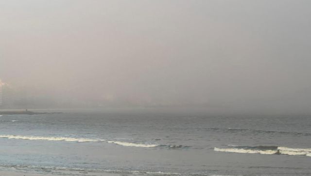 Solita en un rincón...