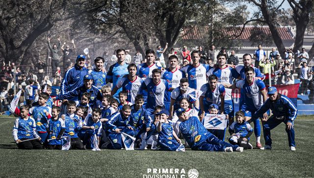 Voy levantando las hojas