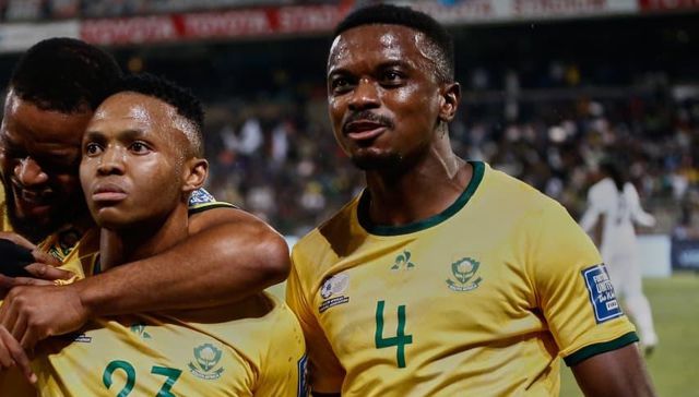 Tarjeta resta crédito