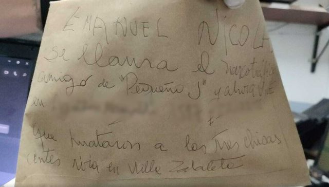 Con la firma y el registro