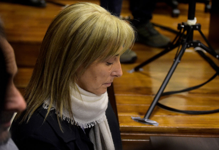 Escrito va, escrito viene