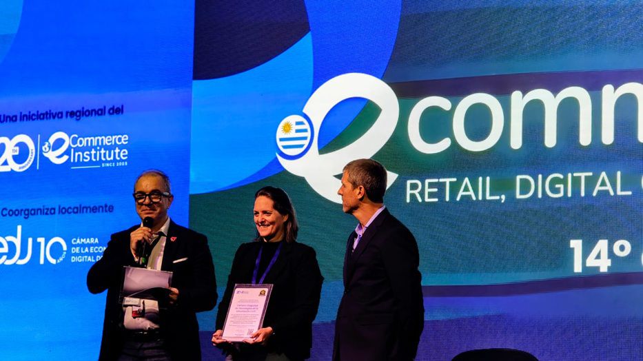 Marcos Pueyrredón, Andrea Mendaro y Andrés Marrero. Foto: Montevideo Portal