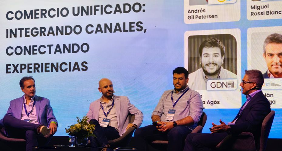 Andrés Gil Peterson, Miguel Rossi Blanco, Pablo Silvera Agós y Damián Lachaga,Foto: Montevideo Porta