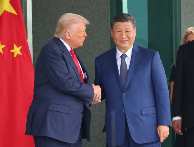 Trump viajó con varios magnates a China para reunirse con Xi Jinping: ¿qué temas tratarán?