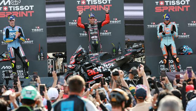 Sorprendiendo a todos