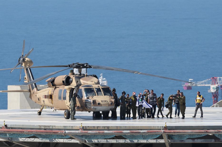 El arribo de Angrest a Tel Aviv. EFE/EPA/ABIR SULTAN