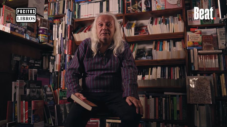 Músicos y anaqueles