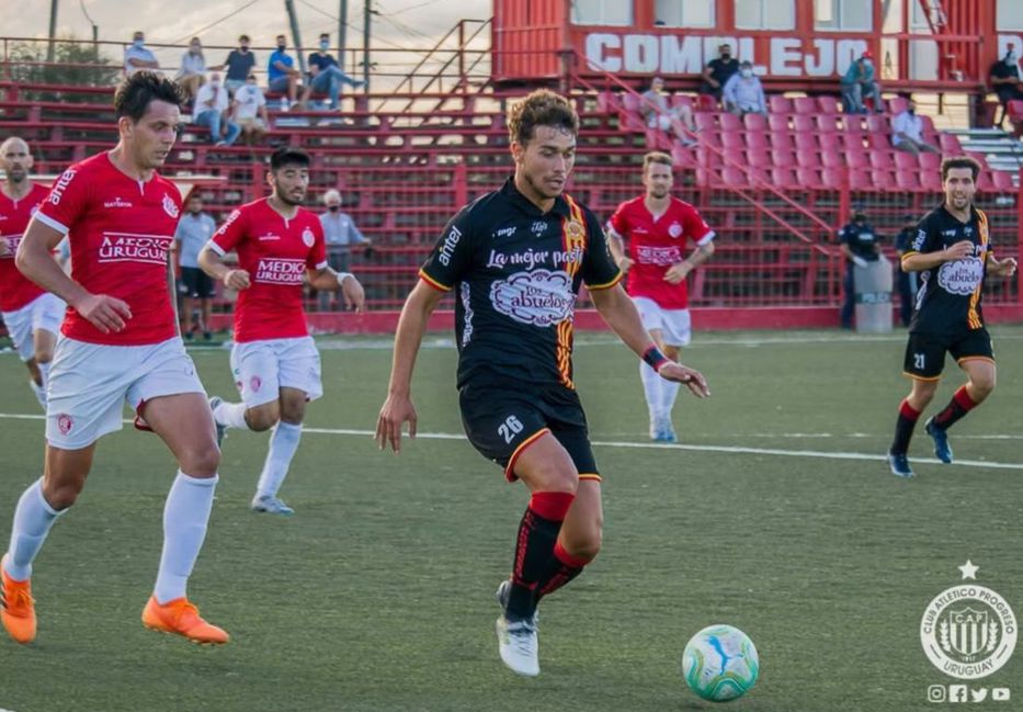 Vicente Mosquilo jugando en Progreso. Foto: Prensa Progreso