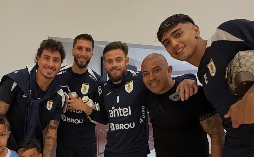 “Con Forlán la selección volvió a lo que era”, dijo Cacha Arévalo Ríos, y criticó a Bielsa
