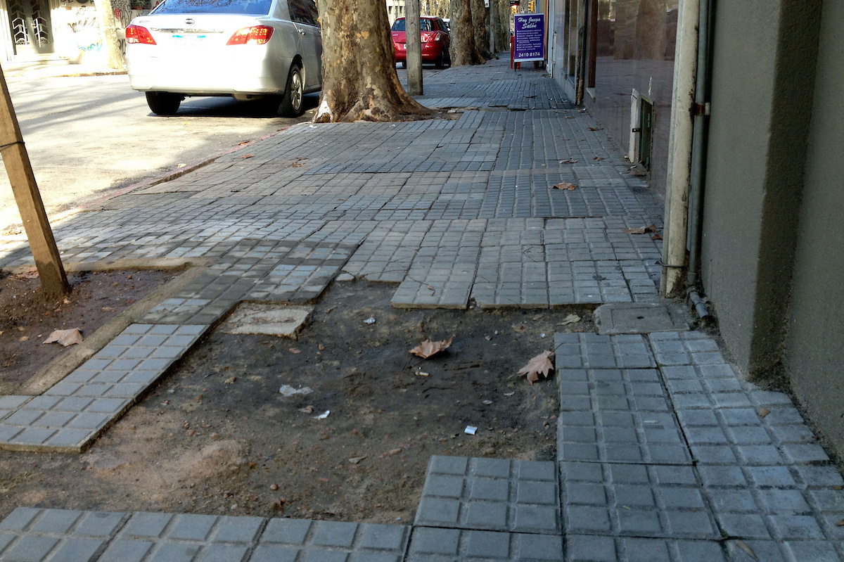 IM comienza el plan de veredas en noviembre: cómo hacer para arreglar la de tu vivienda