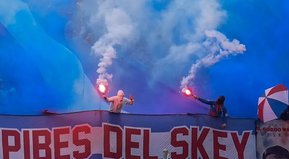 A las rejas