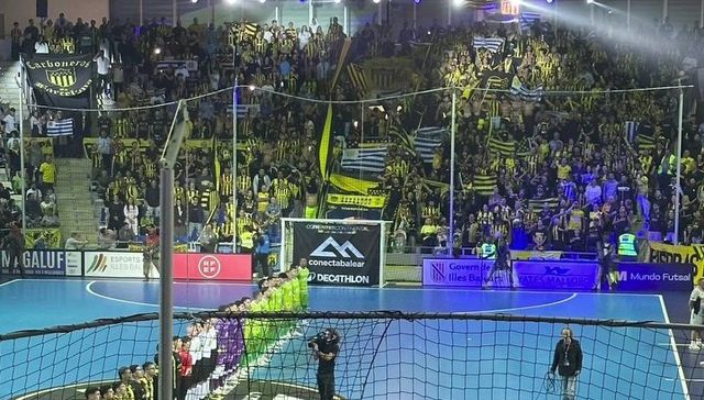 La banda y los jugadores