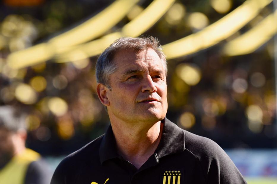 ¿Humo blanco o negro?