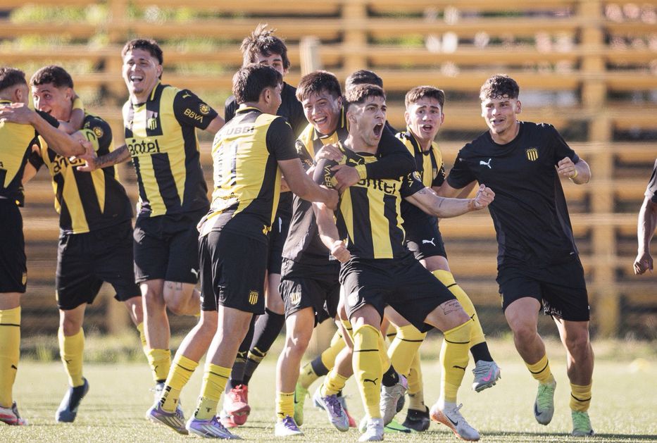 Peñarol bicampeon de tercera division