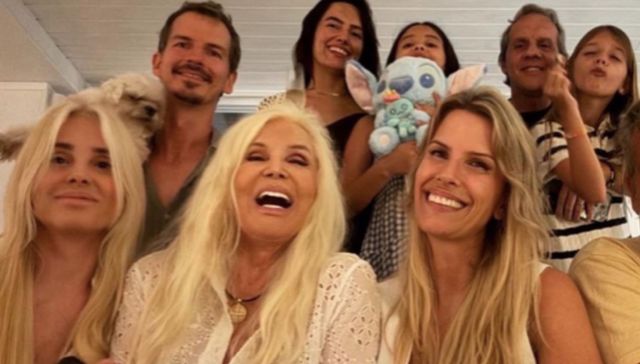 Hola, Navidad te estás llamando